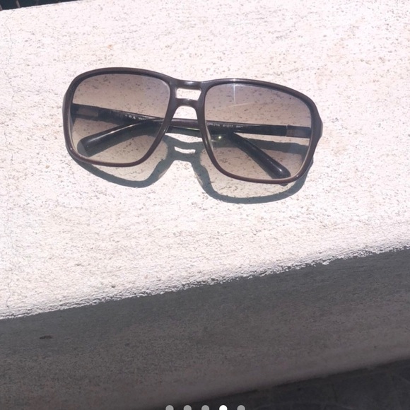 Prada sunglasses - Picture 1 of 4